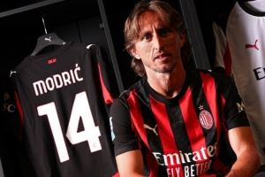 莫德里奇：米兰最低目标是重返欧冠，我来这里就是为了赢得奖杯