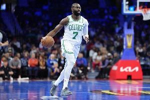 上半场仅打12分钟！布朗：我打得像屎一样 教练对我要求本就很高